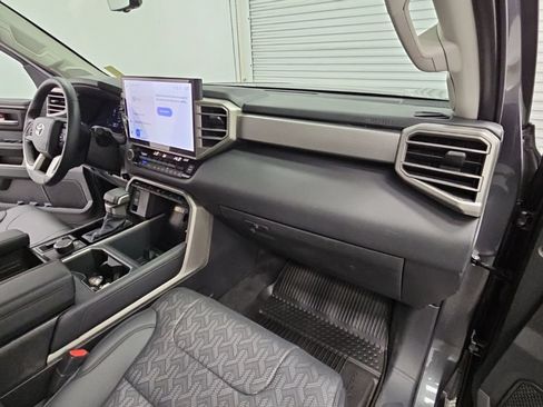 Used 2024 Toyota Tundra Limited AWD/4WD image 39