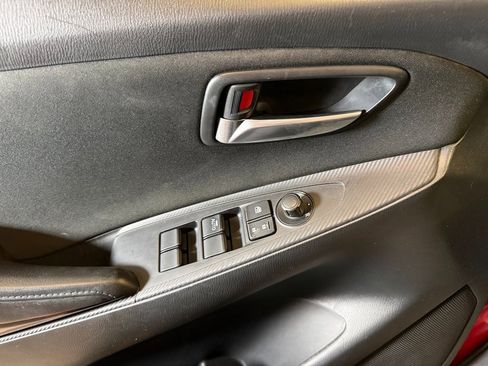 Used 2017 Toyota Yaris iA image 18