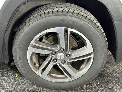 Used 2018 GMC Terrain SLT w/ Preferred Package FWD image 10