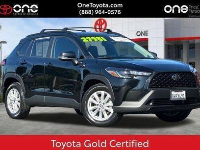 Used 2023 Toyota Corolla Cross LE w/ Moonroof Package