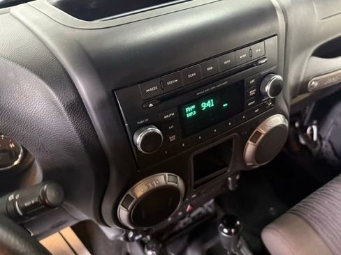 Used 2012 Jeep Wrangler Sport image 17