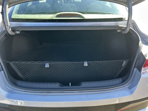 New 2025 Hyundai Elantra SEL image 16