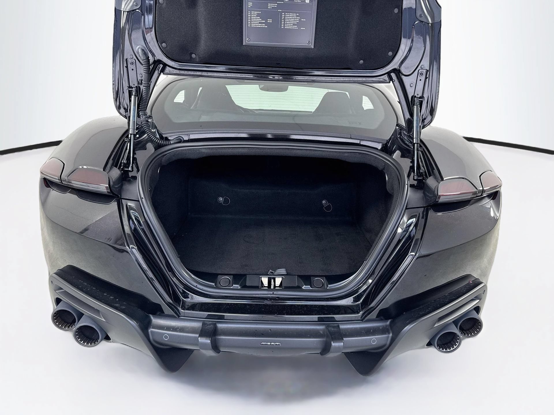 Certified 2022 Ferrari Roma RWD image 27