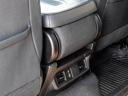 Used 2024 Chevrolet Silverado 1500 Custom RWD image 18