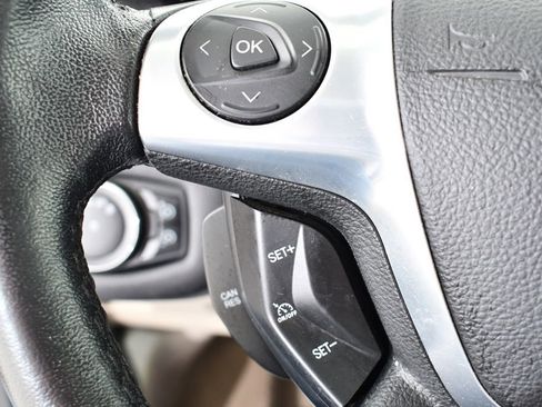 Used 2013 Ford Escape SEL image 30