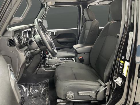 Used 2022 Jeep Wrangler Unlimited Sport image 4