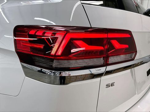 Used 2022 Volkswagen Atlas SE image 32