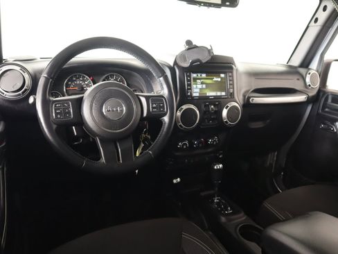 Used 2015 Jeep Wrangler Unlimited Sahara w/ Connectivity Group image 2