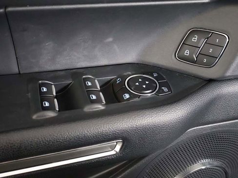 Used 2024 Ford Expedition XLT image 37