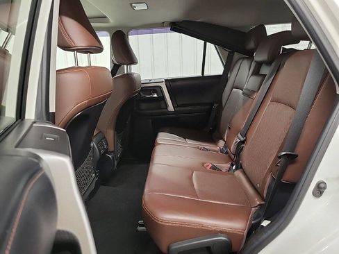 Used 2019 Toyota 4Runner 4WD image 7