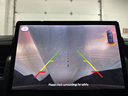 Used 2024 Ford Expedition XLT image 26