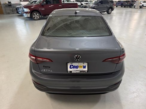 Certified 2022 Volkswagen Jetta Sport FWD image 8