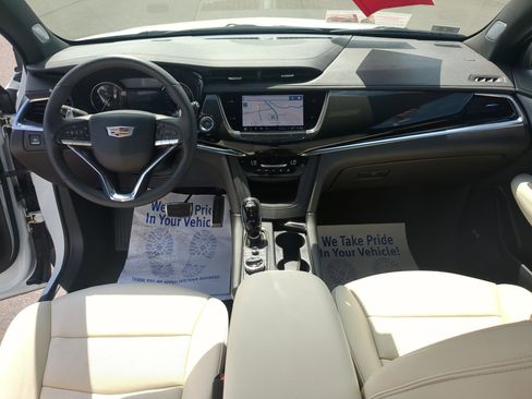 Certified 2024 Cadillac XT6 Sport AWD/4WD image 19
