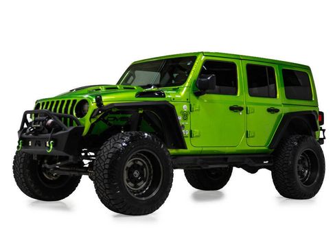 Used 2018 Jeep Wrangler Unlimited Sahara w/ Uconnect 4C Nav & Sound Group AWD/4WD image 2
