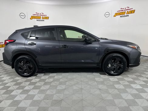 Used 2024 Subaru Crosstrek 2.0i image 7