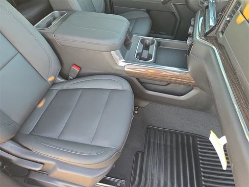 New 2026 Chevrolet Silverado 2500 LT w/ Trail Boss Package image 10