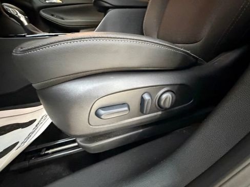 Used 2024 Buick Encore GX Preferred w/ Comfort Package AWD/4WD image 29
