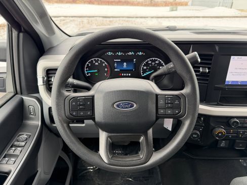 Certified 2025 Ford F250 XLT w/ Snow Plow Prep Package image 15