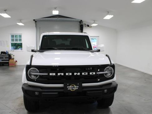 New 2026 Ford Bronco Outer Banks AWD/4WD image 2