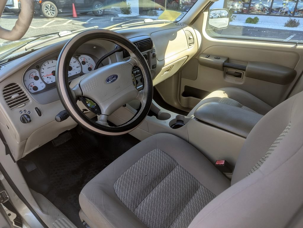 Used 2003 Ford Explorer Sport Trac XLS RWD image 14