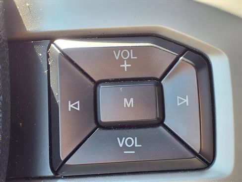 Used 2019 Ford F150 Lariat w/ Equipment Group 502A Luxury image 25