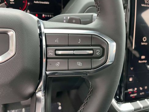 New 2026 GMC Yukon XL Denali w/ Sun & Power Step Package AWD/4WD image 28