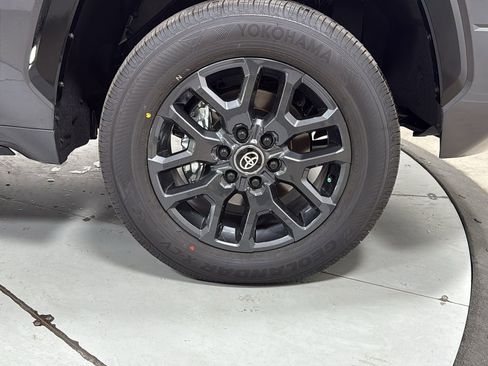 New 2026 Toyota Tundra Platinum image 21