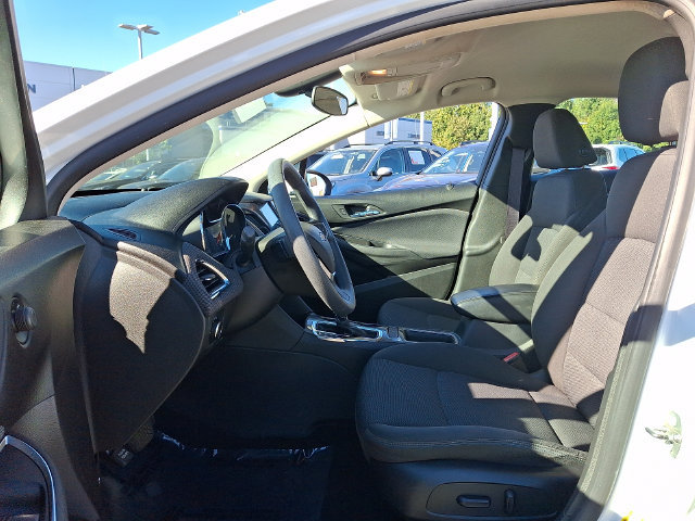 Used 2016 Chevrolet Cruze LT w/ Convenience Package FWD image 13
