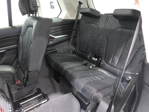 Used 2019 BMW X7 xDrive50i AWD/4WD image 16
