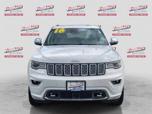 Used 2018 Jeep Grand Cherokee Overland AWD/4WD image 8
