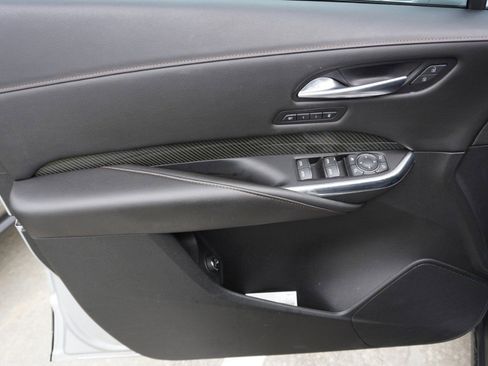 Used 2019 Cadillac XT4 Sport FWD image 14