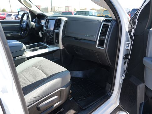 Used 2017 RAM 1500 Big Horn AWD/4WD image 27