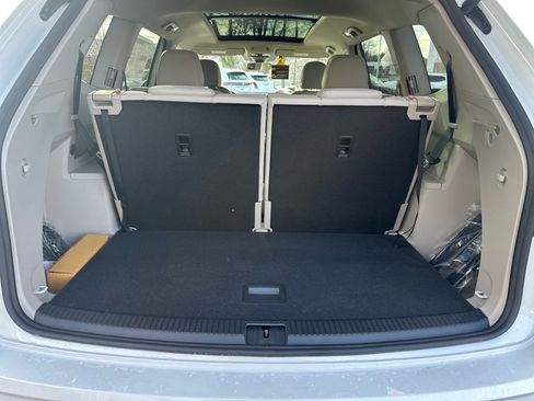 New 2026 Volkswagen Atlas SE image 14