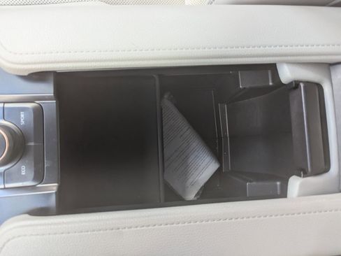 Used 2024 Toyota Grand Highlander AWD Hybrid image 33