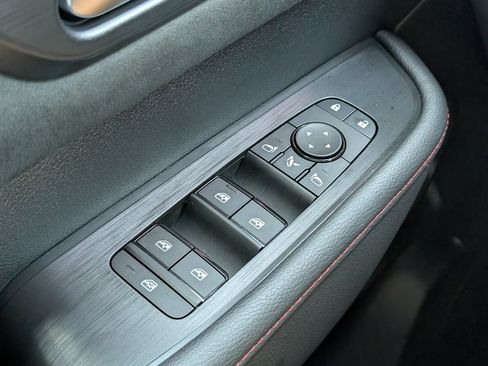 Used 2026 Nissan Armada NISMO AWD/4WD image 30