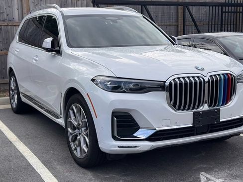 Used 2022 BMW X7 xDrive40i w/ Premium Package AWD/4WD image 1