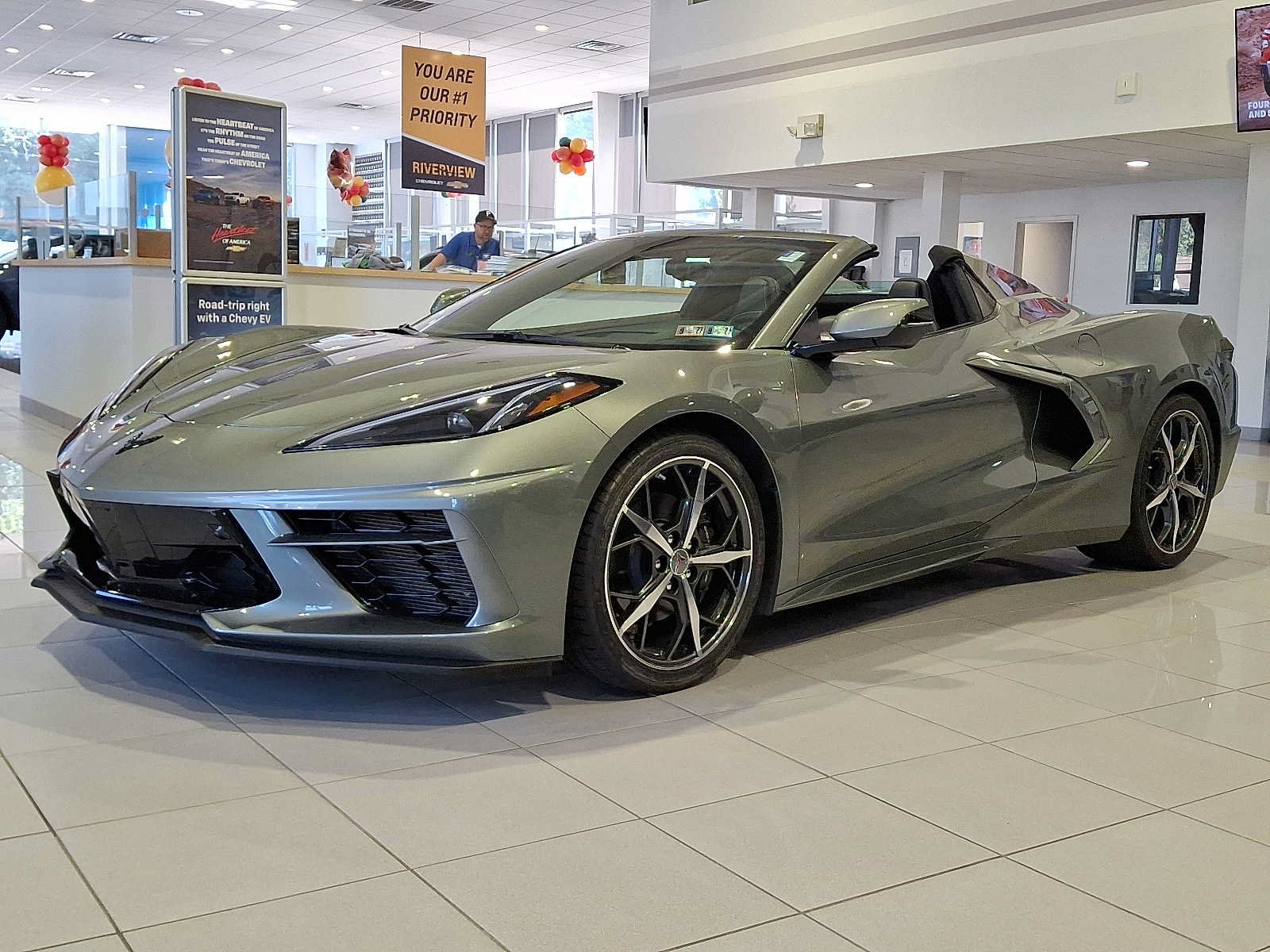 Used 2023 Chevrolet Corvette Stingray Preferred Conv w/ Stealth Interior Trim Package RWD image 3