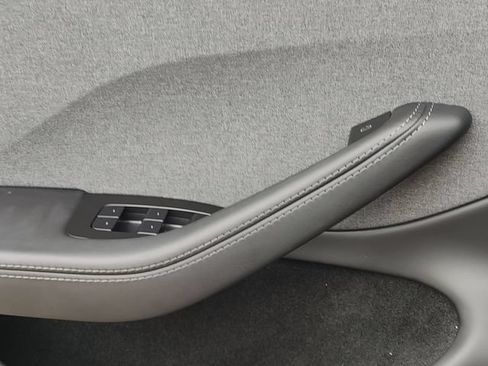Used 2025 Tesla Model 3 RWD image 21