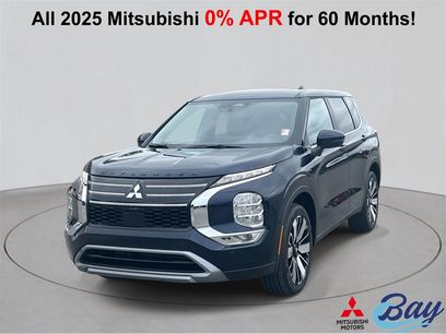 New 2025 Mitsubishi Outlander SE