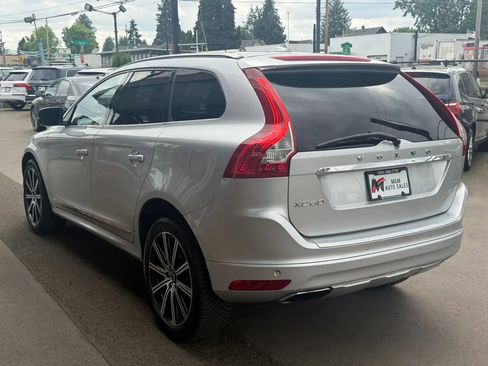 Used 2015 Volvo XC60 T5 AWD/4WD image 5