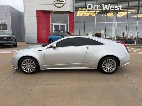 Used 2012 Cadillac CTS Premium image 2