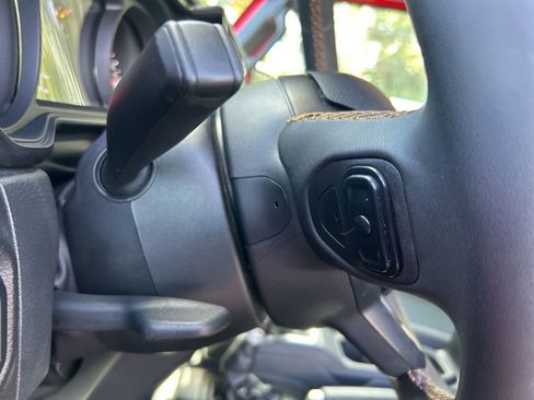 Certified 2024 Jeep Wrangler Sport S image 38