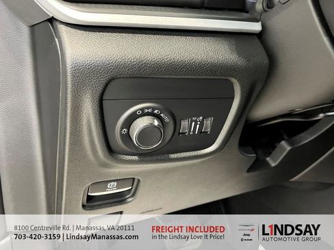 New 2025 Jeep Grand Cherokee Laredo w/ Luxury Tech Group I image 26