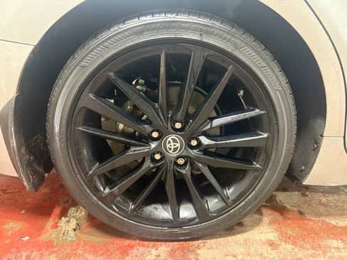 Used 2022 Toyota Camry XSE image 25