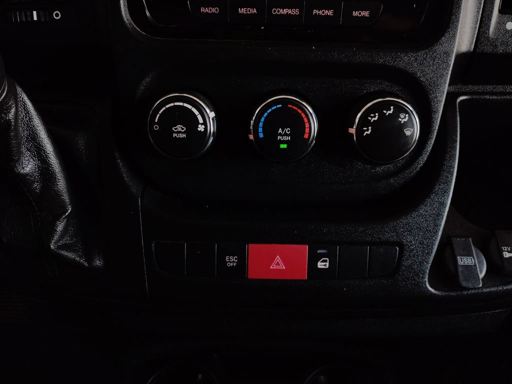 Used 2018 RAM ProMaster 1500 FWD image 33