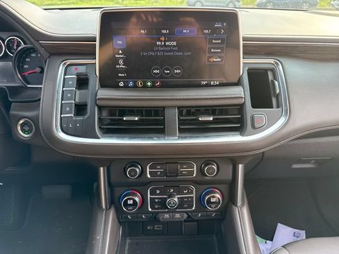 Used 2021 Chevrolet Tahoe LT w/ Luxury Package AWD/4WD image 29