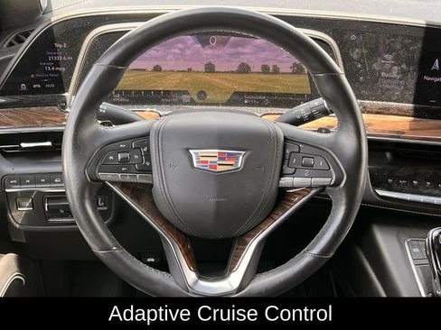 Used 2023 Cadillac Escalade ESV Sport Platinum AWD/4WD image 15