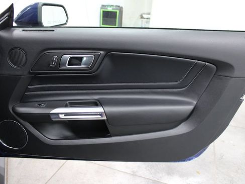Used 2020 Ford Mustang GT Premium w/ Equipment Group 401A RWD image 31