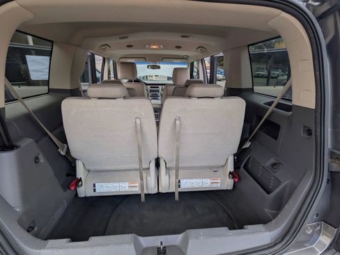 Used 2010 Ford Flex SEL image 13