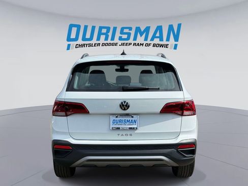 Used 2024 Volkswagen Taos S image 3